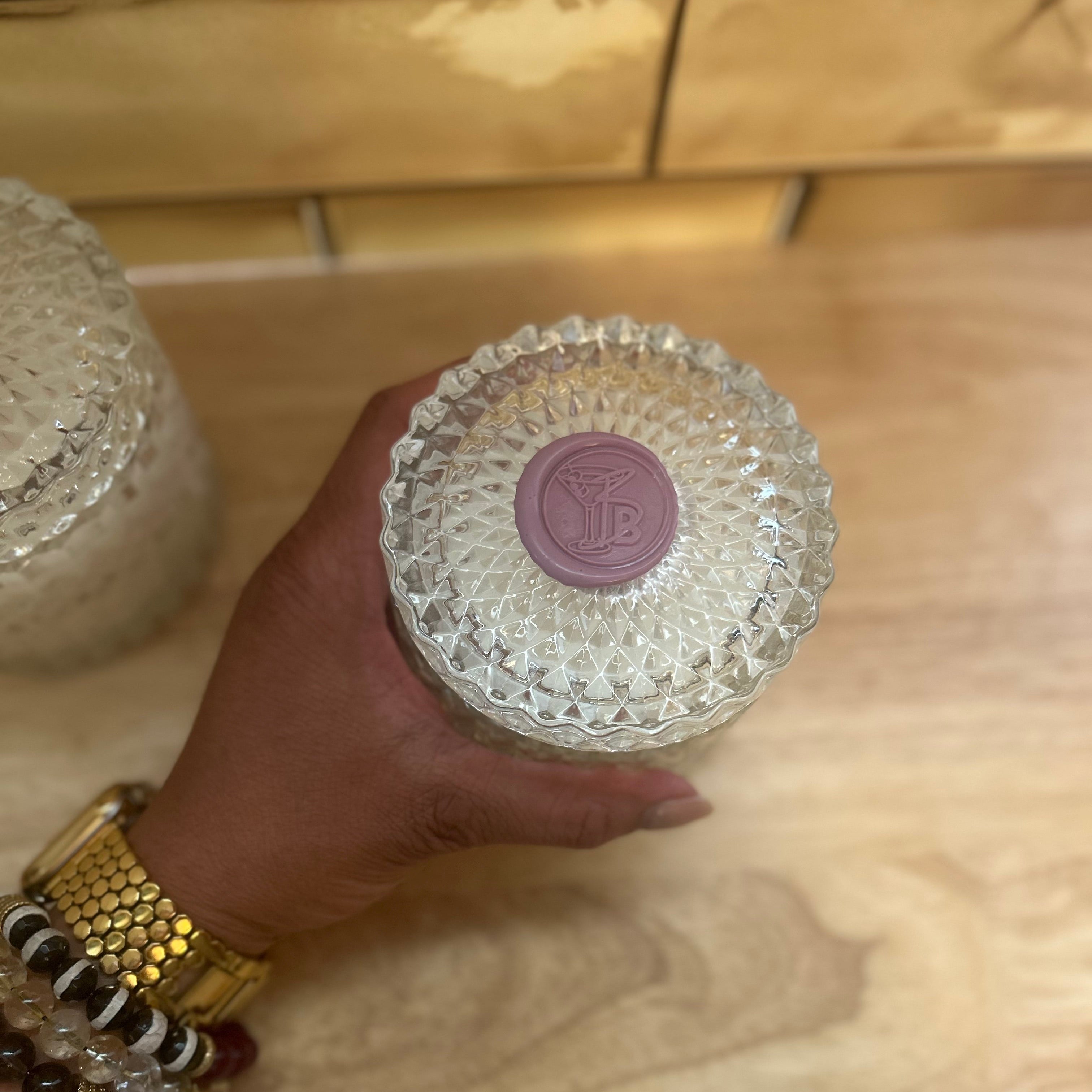 Luxe Heavy Pour